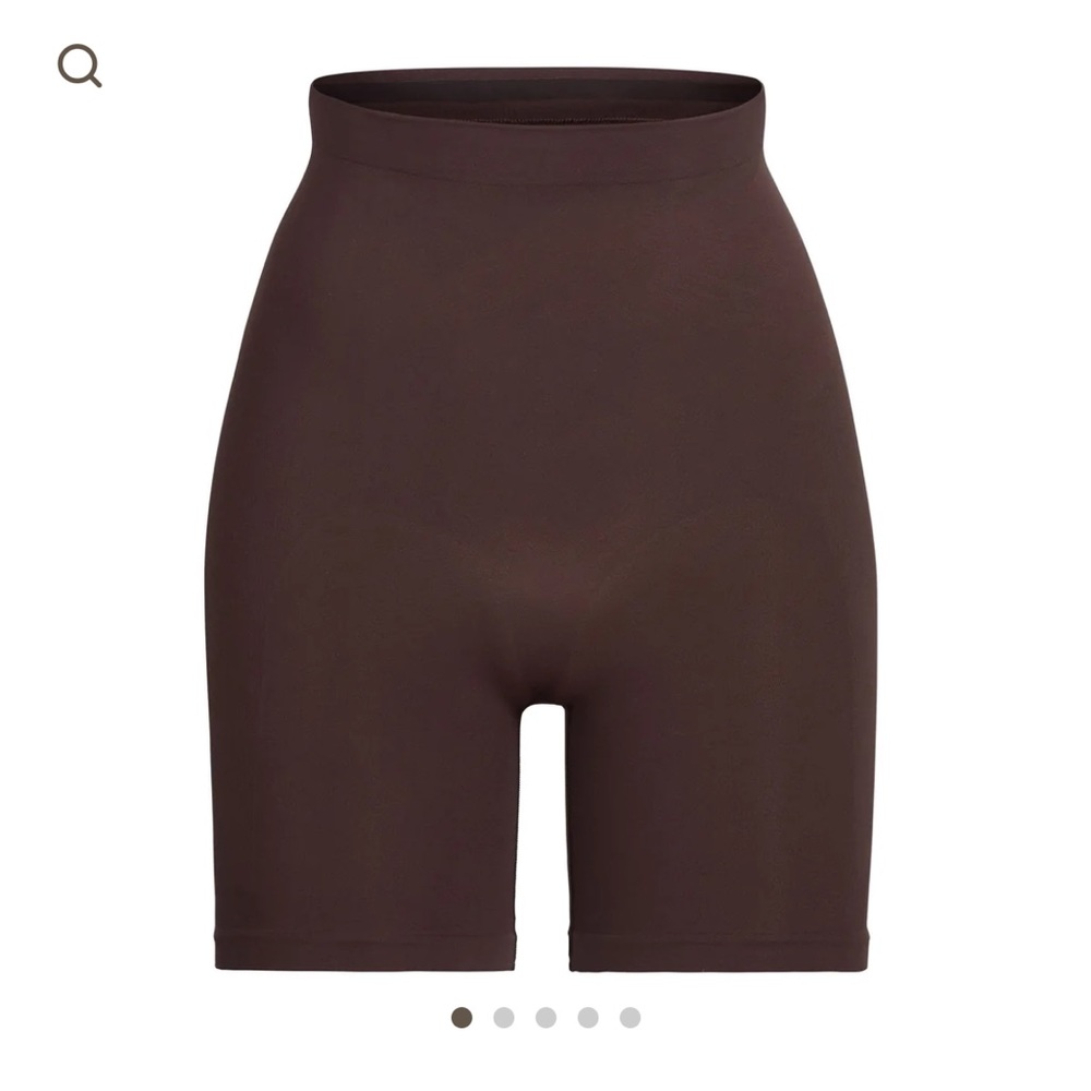 SKIMS SCULPTING SHORT MID THIGH W/ OPEN GUSSET